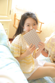 客厅乱H伦亲女小说